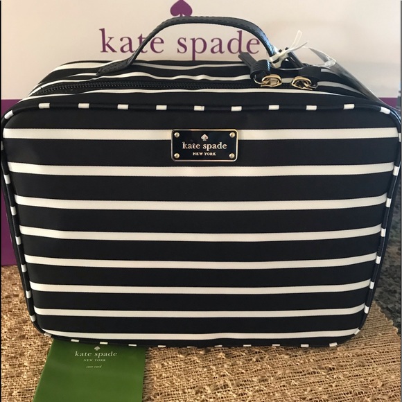 kate spade Handbags - 💕NWT Kate Spade Make Up Bag